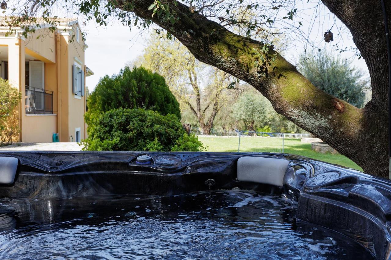 Spyrelia Villa With Private Pool & Outdoor Hot Tub Dassia  Exterior photo